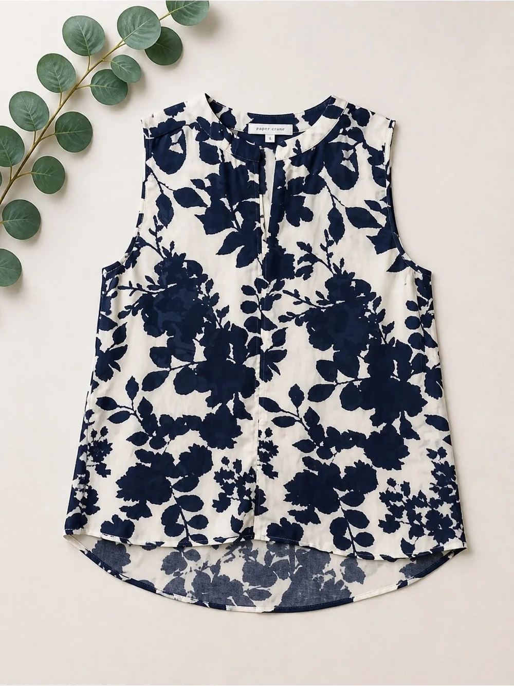 Anthro Paper Crane Sheer Floral Blouse | Navy & Cream Sleeveless Top - Picture 4 of 4